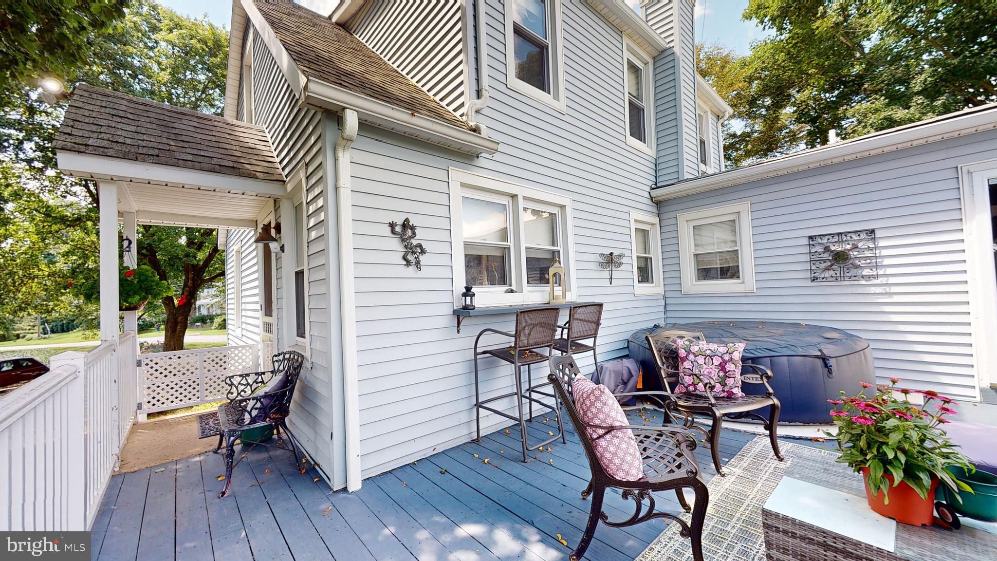 24 Branin Road Medford, NJ 08055 - Photo 27 of 43 Beautiful Deck living