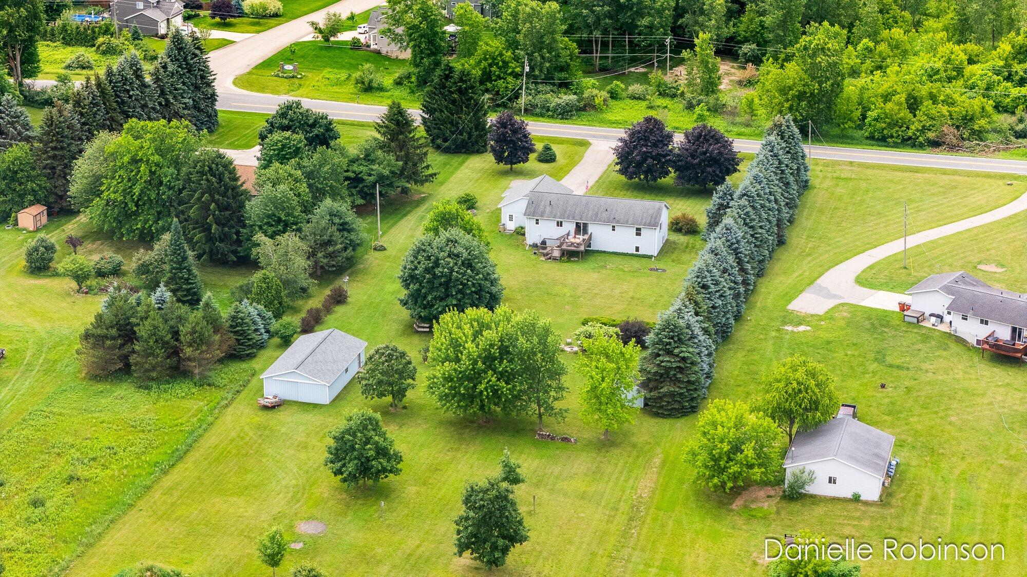 6829 12 Mile Road Northeast Rockford, MI 49341 - Photo 48 of 70 49-WM682912mile-6