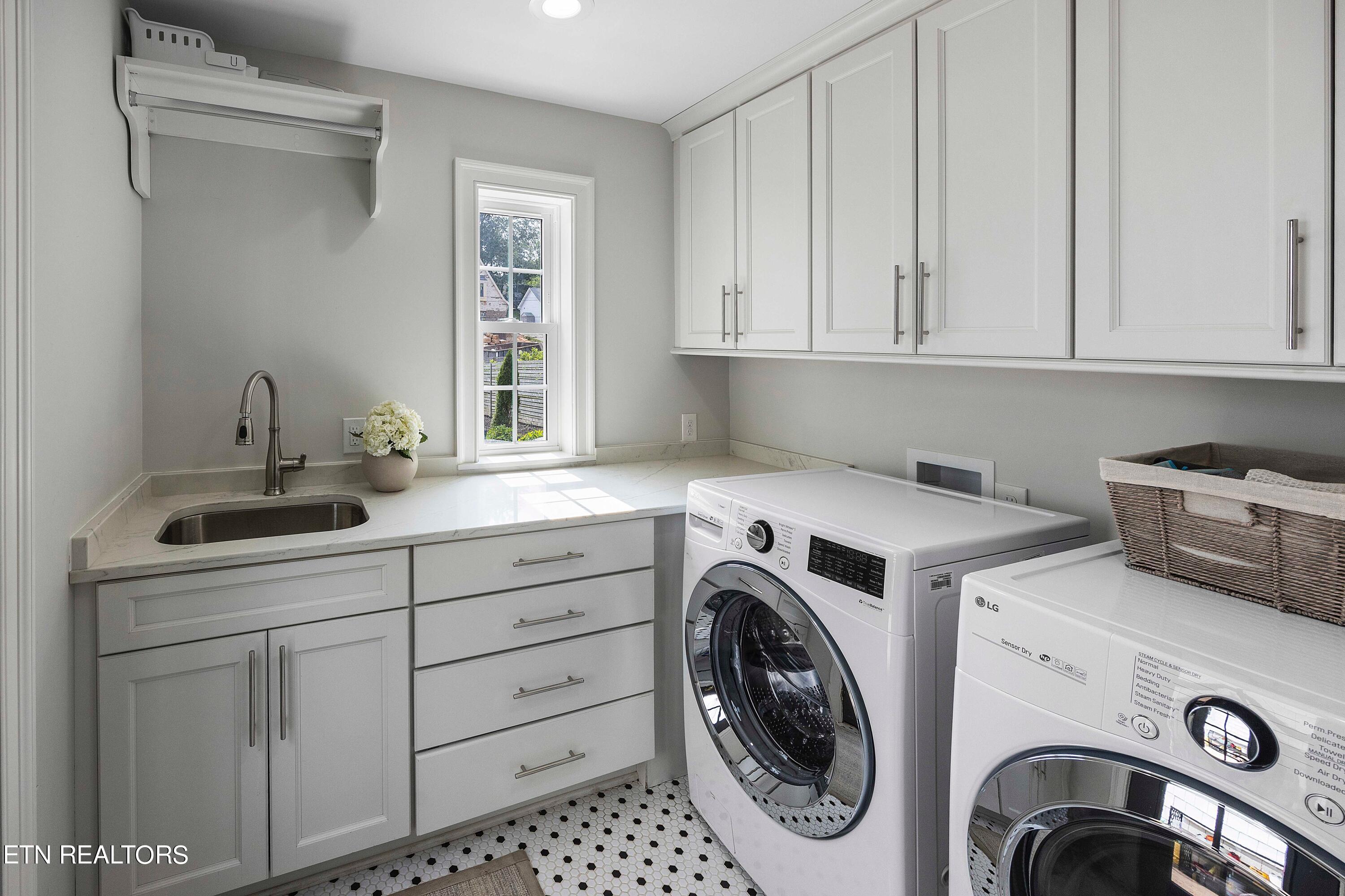 1112 Craig Road Knoxville, TN 37919 - Photo 9 of 21 jy4a9629