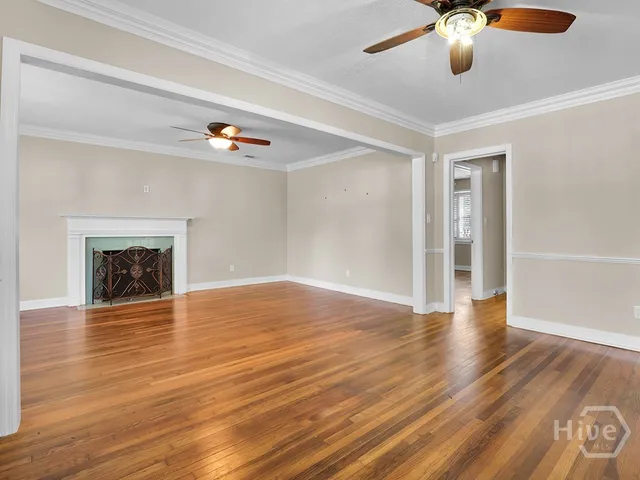 $2,000 | 29 East 62nd Street, Savannah, GA 31405