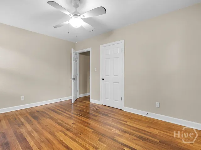 $2,000 | 29 East 62nd Street, Savannah, GA 31405