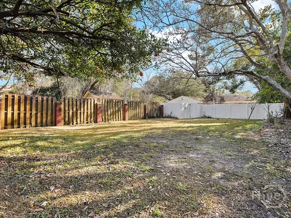 $2,000 | 29 East 62nd Street, Savannah, GA 31405