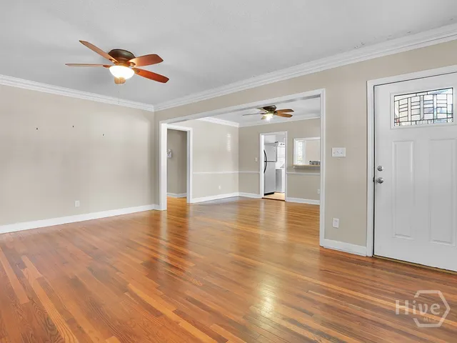 $2,000 | 29 East 62nd Street, Savannah, GA 31405