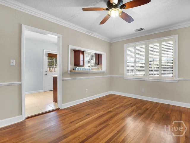 $2,000 | 29 East 62nd Street, Savannah, GA 31405