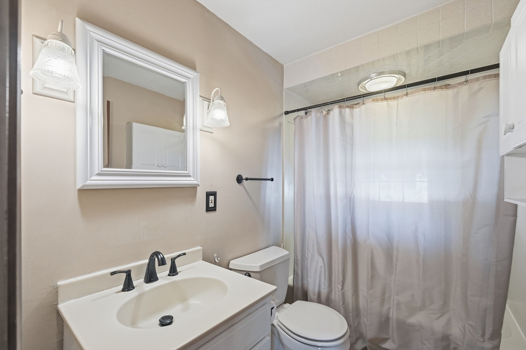 50 Totman Road Lowell, MA 01854 - Photo 13 of 36