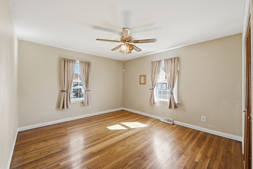 50 Totman Road Lowell, MA 01854 - Photo 10 of 36
