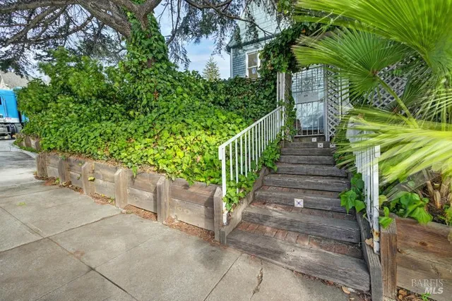 $557,000 | 520 Napa Street, Vallejo, CA 94590