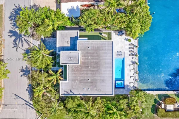 $38,500 | 2700 Northeast 18th Street, Fort Lauderdale, FL 33305