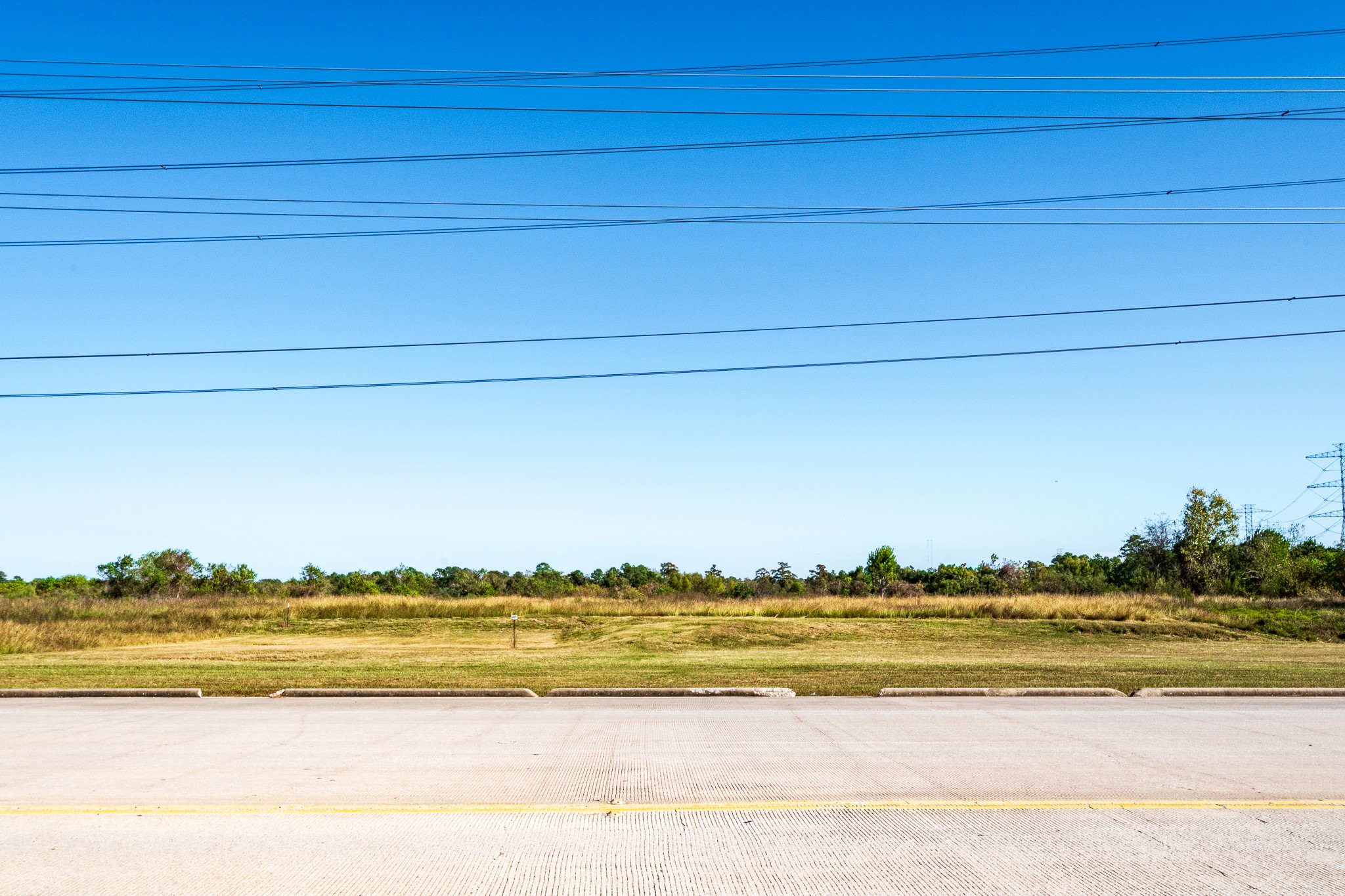 20550 Townsen Boulevard Humble, TX 77338 - Photo 5 of 8 a view of a swimming pool and an ocean view