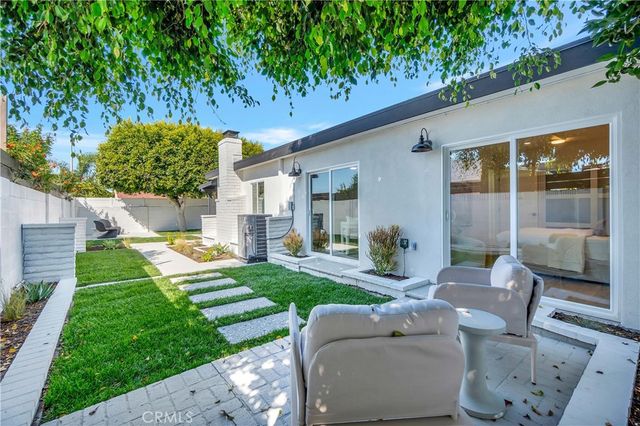 $1,775,000 | 20921 Snug Harbor Circle, Huntington Beach, CA 92646