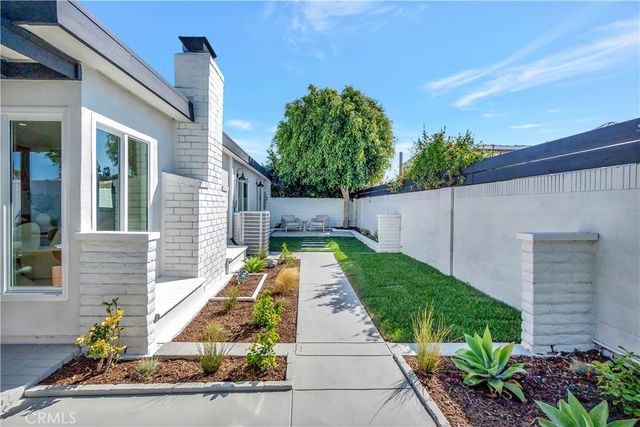 $1,775,000 | 20921 Snug Harbor Circle, Huntington Beach, CA 92646