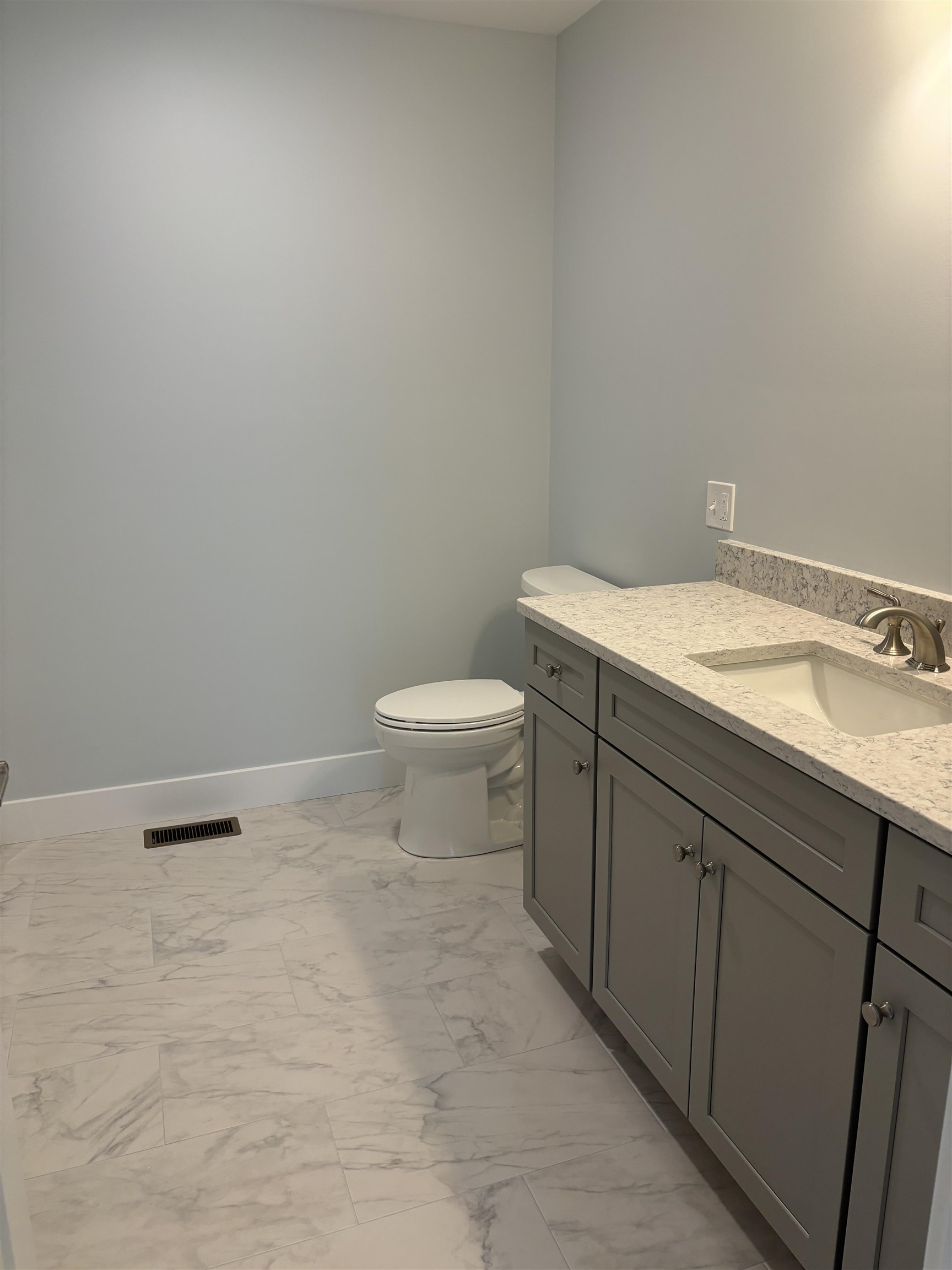 74 Mulberry Lane, Unit 5 Epping, NH 03042 - Photo 14 of 14