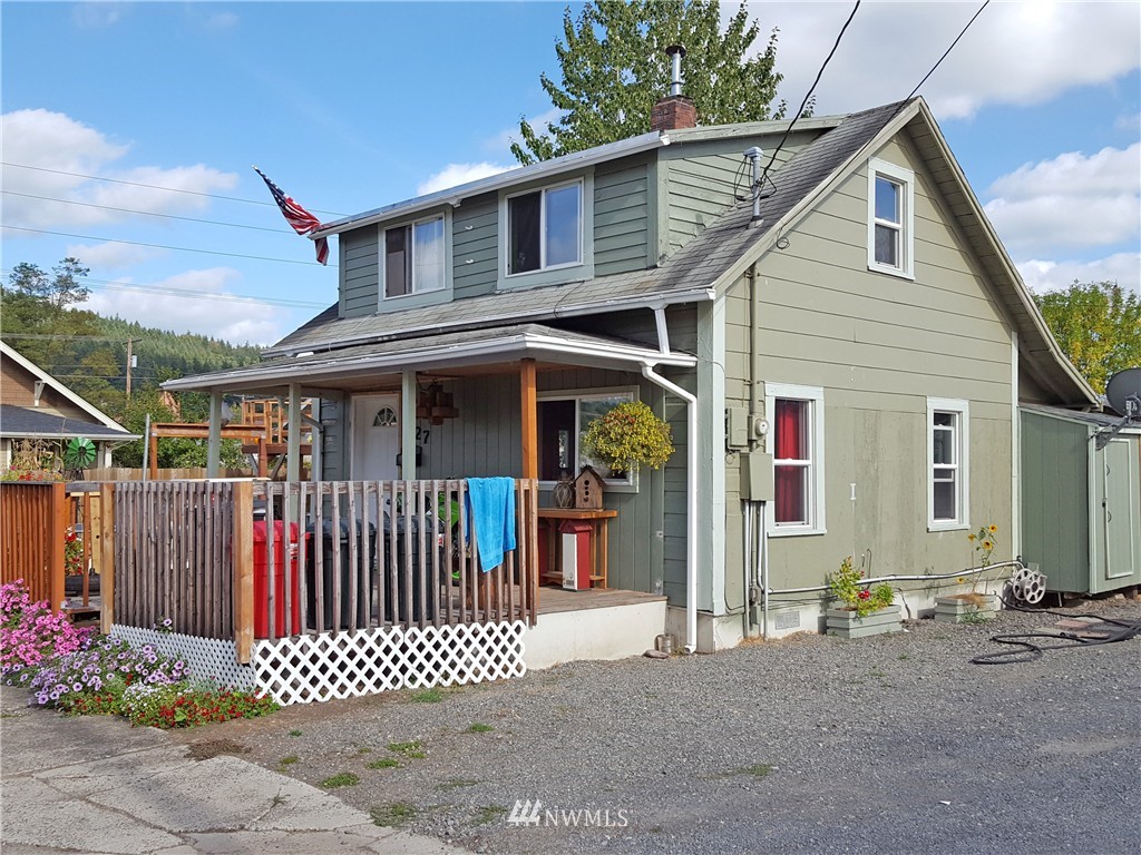 327 Southwest 5th Street Chehalis, WA 98532 - Photo 1 of 17 Gallery Image 1