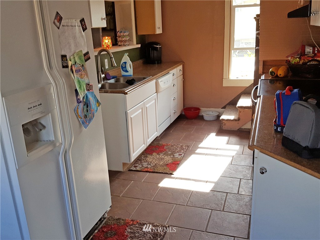 327 Southwest 5th Street Chehalis, WA 98532 - Photo 7 of 17 Gallery Image 7