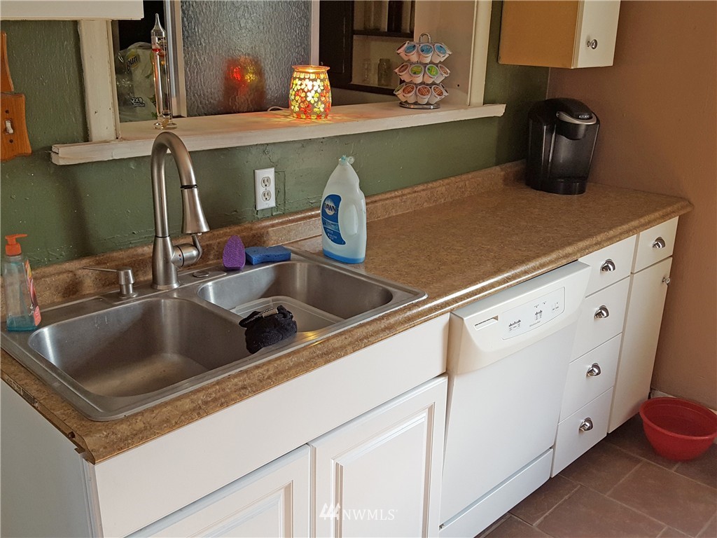 327 Southwest 5th Street Chehalis, WA 98532 - Photo 8 of 17 Gallery Image 8