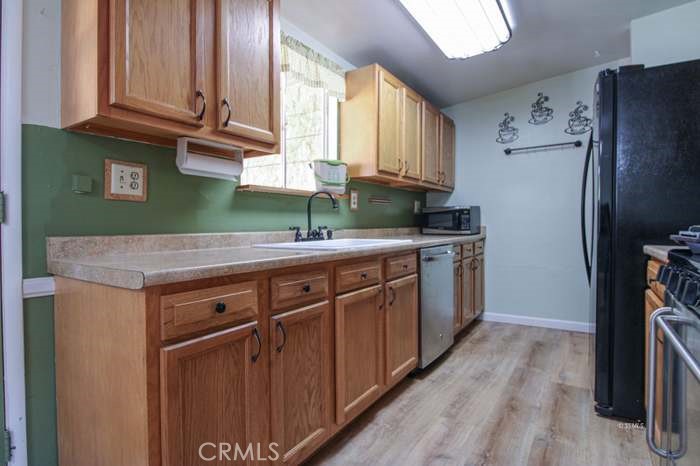 931 West Perch Avenue Ridgecrest, CA 93555 - Photo 9 of 27