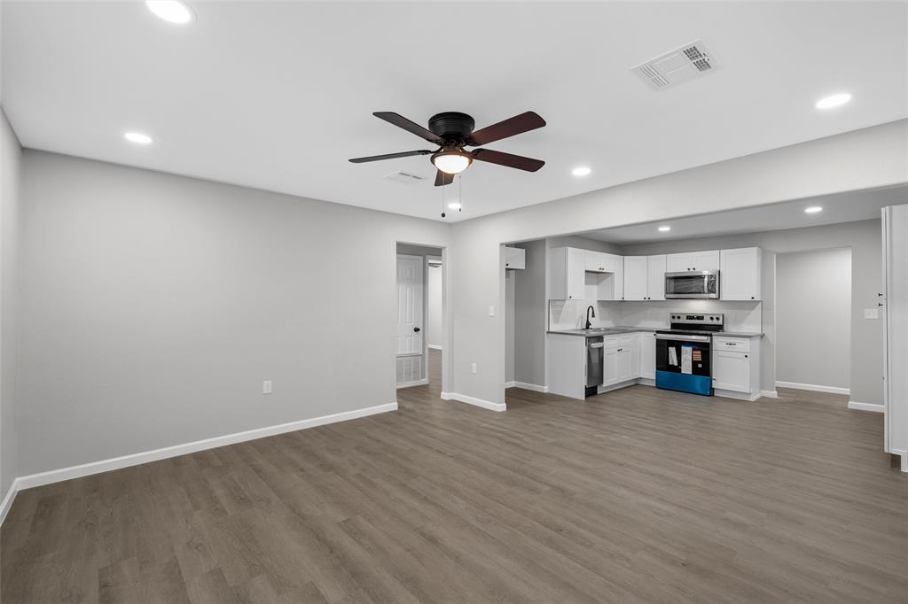 1312 Nealton Street Bellmead, TX 76705 - Photo 3 of 24