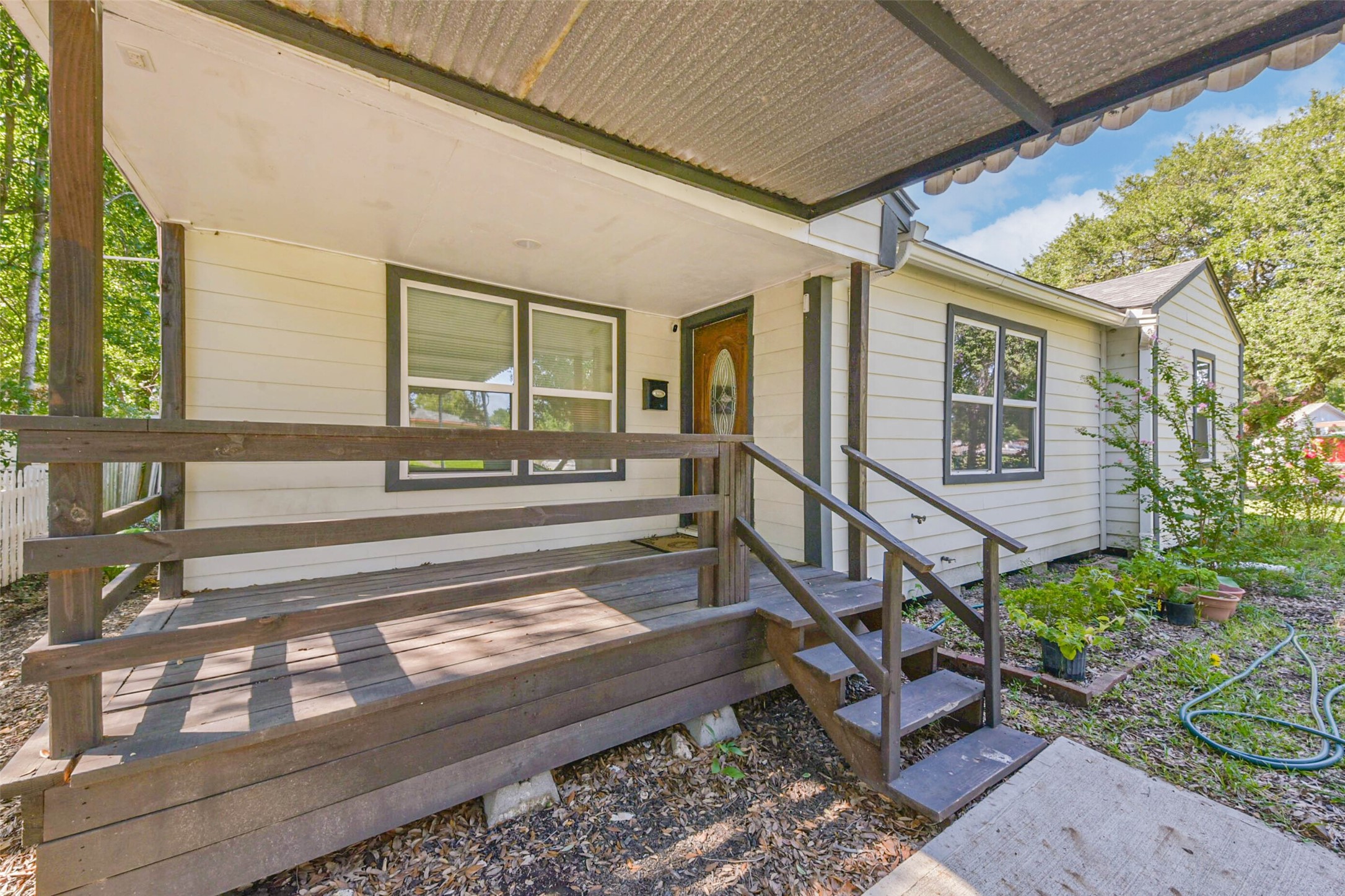 1102 West Hart Avenue Pasadena, TX 77506 - Photo 8 of 40