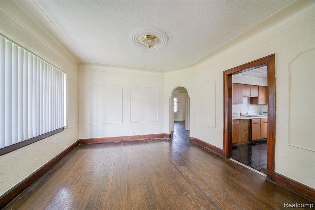 5106 Devonshire Road Detroit, MI 48224 - Photo 4 of 28