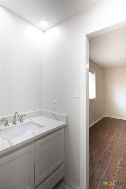202 Ridge View Victoria, TX 77904 - Photo 32 of 41 a bathroom with a sink and a mirror