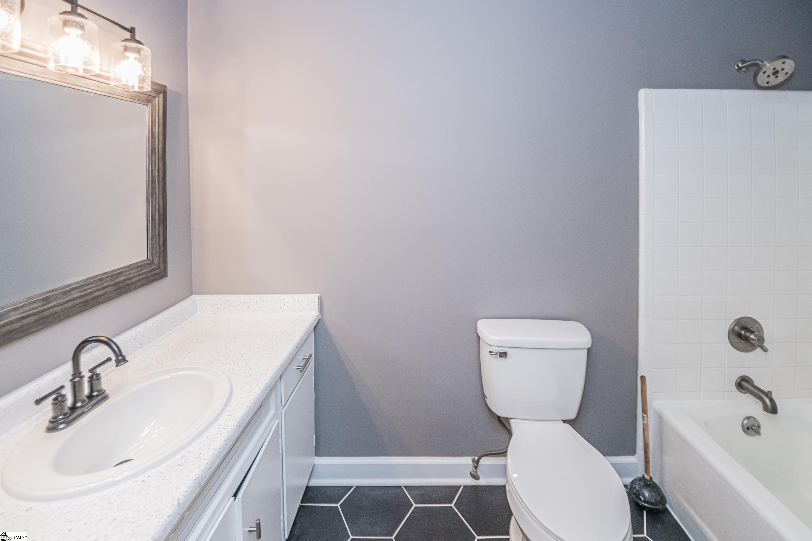 7 Rockmont Road Greenville, SC 29615 - Photo 34 of 34 Gallery Image 34