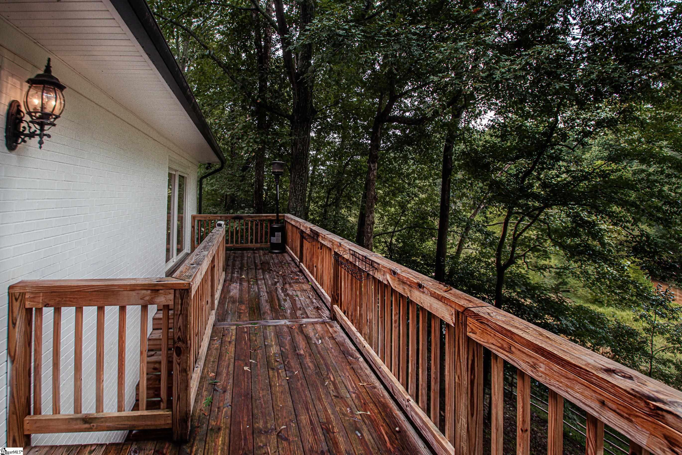 7 Rockmont Road Greenville, SC 29615 - Photo 8 of 34 Gallery Image 8
