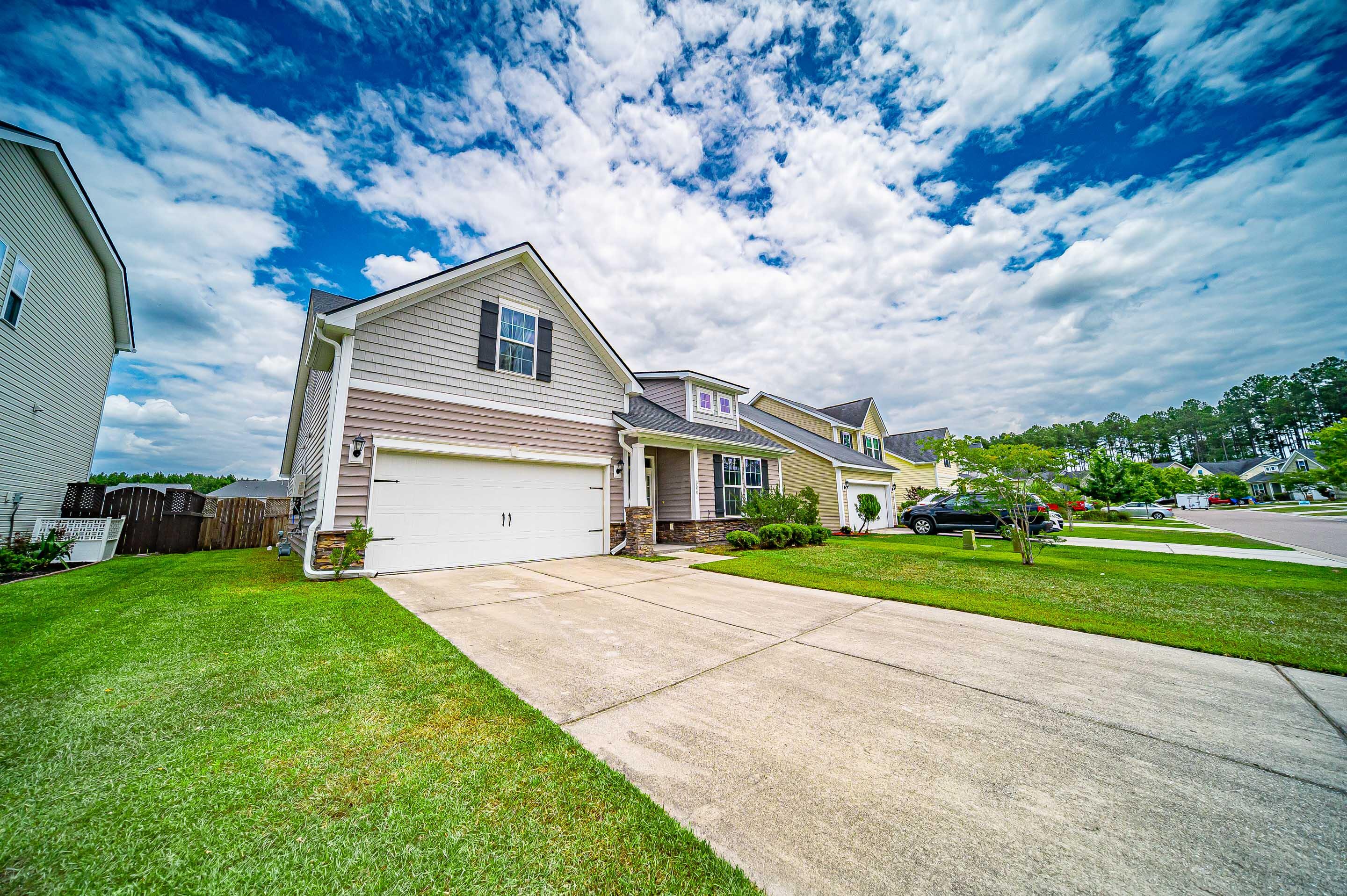 324 Spectrum Road Summerville, SC 29486 - Photo 3 of 71 JDH_9162