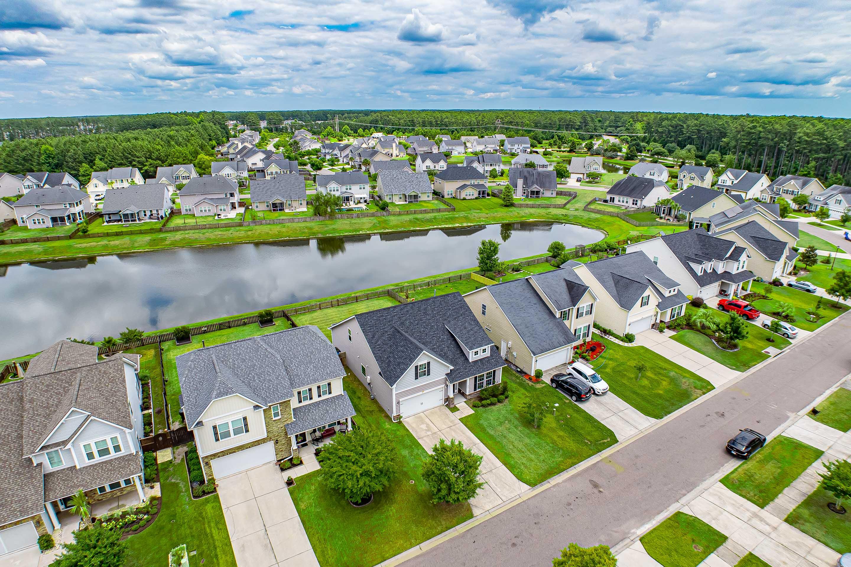 324 Spectrum Road Summerville, SC 29486 - Photo 7 of 71 DJI_20240603134021_0031_D