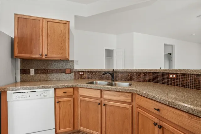 $260,000 | 119 Hampton Circle, Georgetown, TX 78633