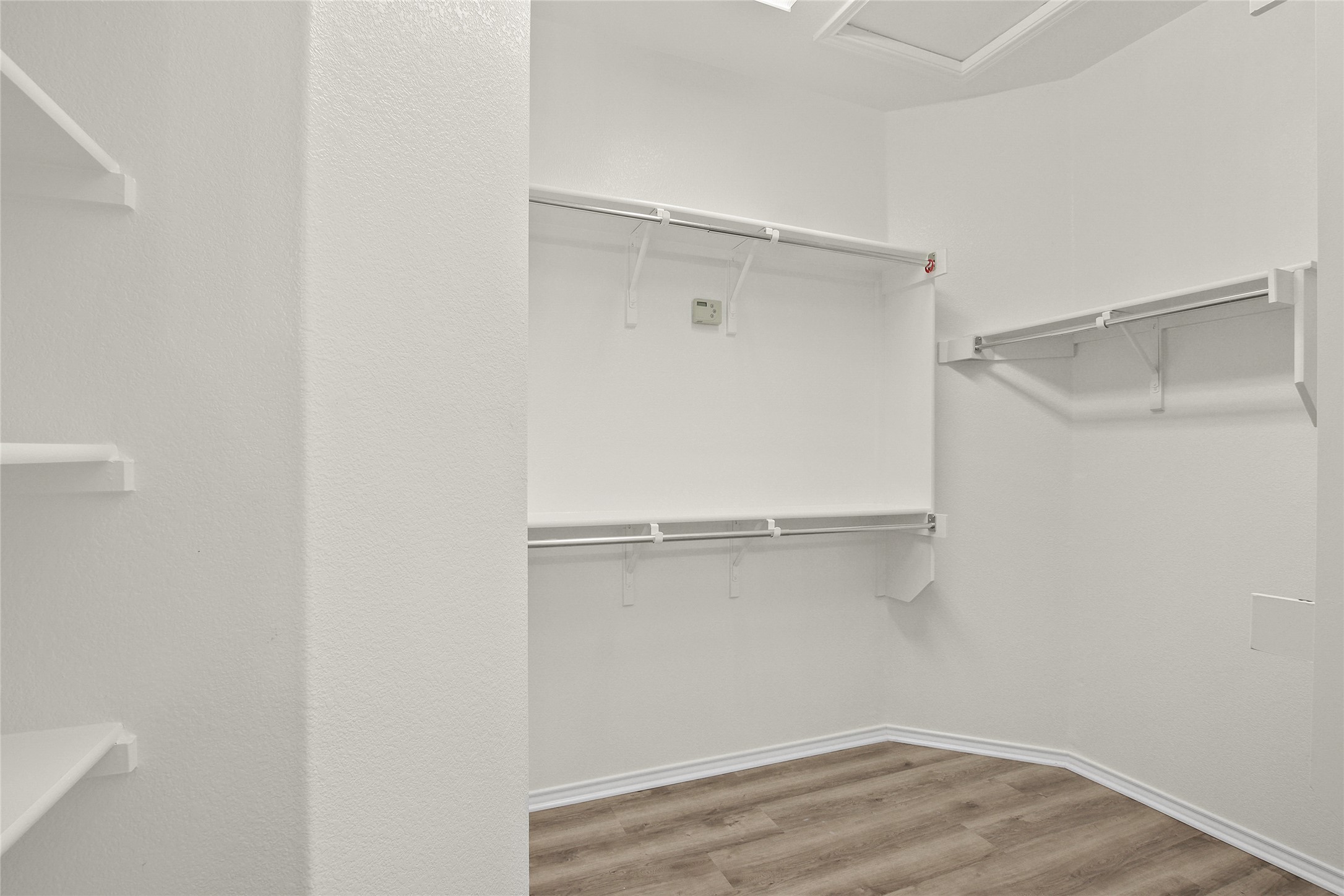 119 Hampton Circle Georgetown, TX 78633 - Photo 19 of 28 Spacious closet featuring light wood-type flooring