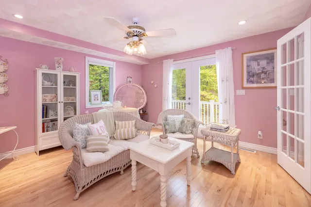 $850,000 | 85 Amethyst Hill Road, Conway, NH 03860