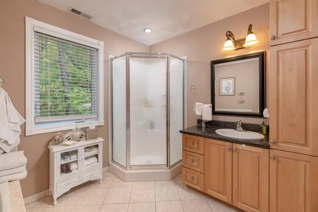 $850,000 | 85 Amethyst Hill Road, Conway, NH 03860