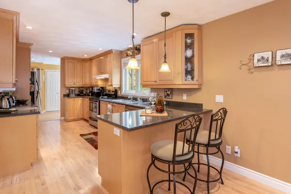 $825,000 | 85 Amethyst Hill Road, Conway, NH 03860