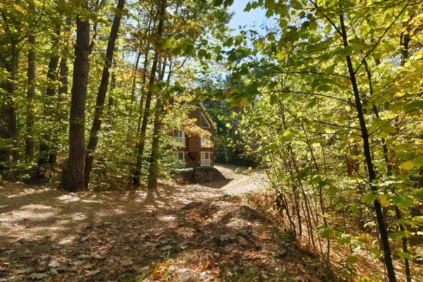 $825,000 | 85 Amethyst Hill Road, Conway, NH 03860