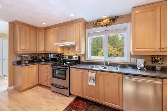 $850,000 | 85 Amethyst Hill Road, Conway, NH 03860