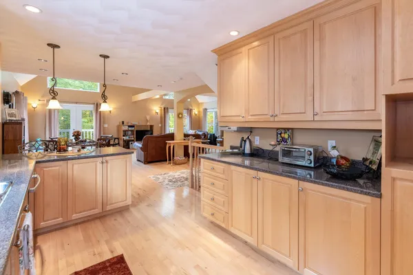 $825,000 | 85 Amethyst Hill Road, Conway, NH 03860