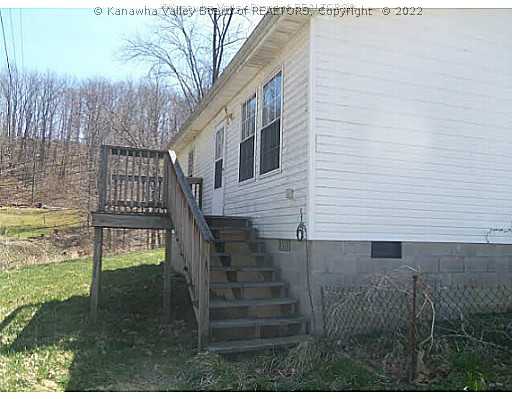 6 Blue Knob Road Maysel, WV 25133 - Photo 8 of 14 Exterior Front.
