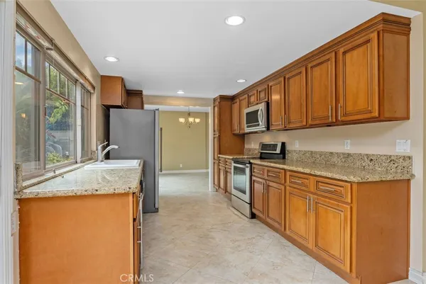 $5,500 | 17512 Teachers Avenue, Irvine, CA 92614
