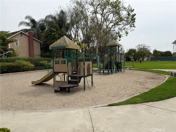 $5,500 | 17512 Teachers Avenue, Irvine, CA 92614