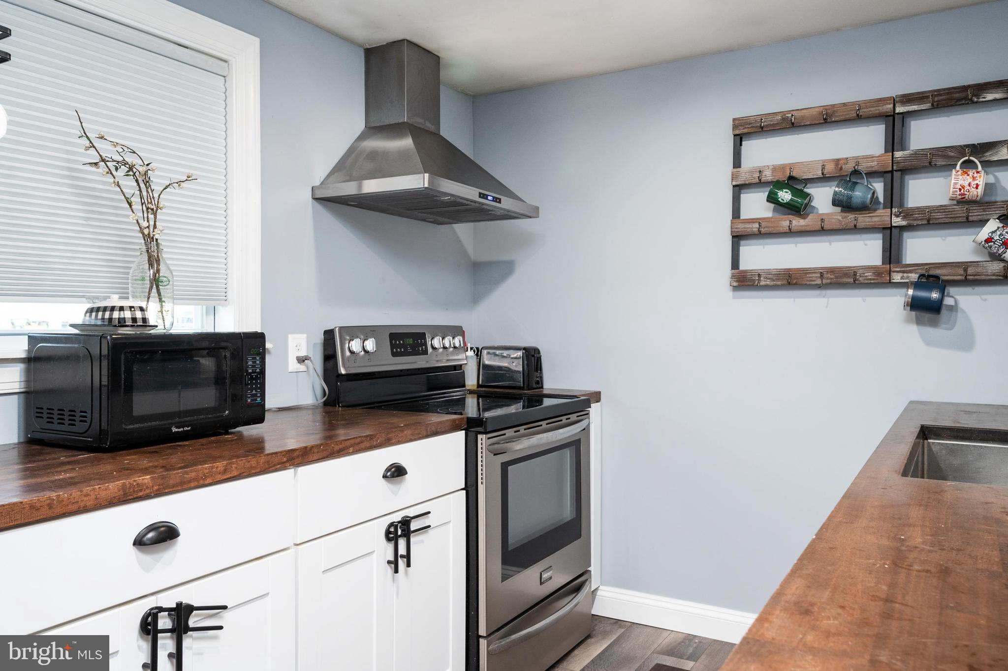 236 West Meadow Road Brooklyn, MD 21225 - Photo 9 of 27