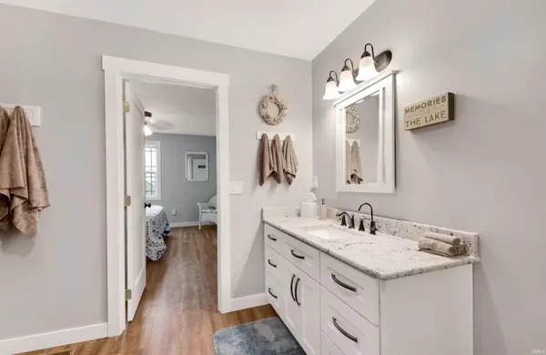 $639,000 | 9821 North Marine Key Drive, Syracuse, IN 46567