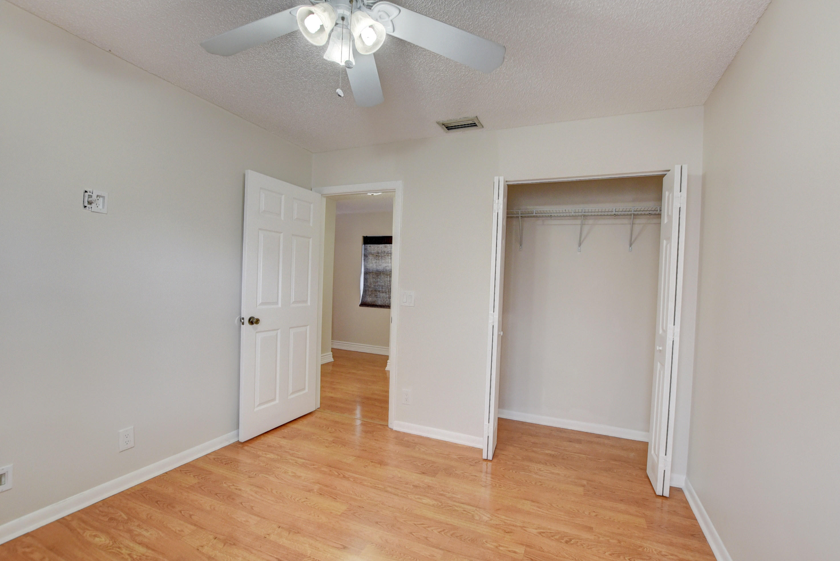 22260 Festival Way Boca Raton, FL 33428 - Photo 26 of 37 25_ebf_0301and4more
