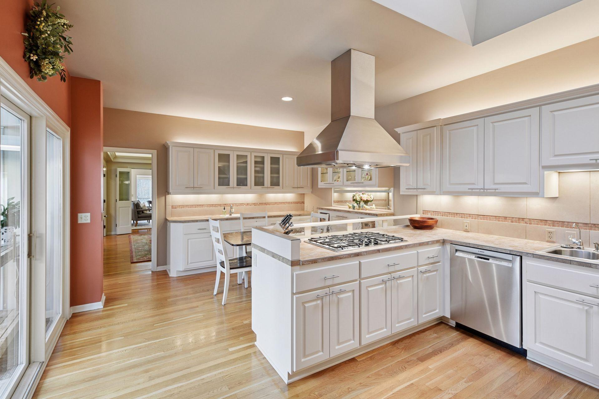 4610 Bayswater Road Shorewood, MN 55331 - Photo 10 of 26