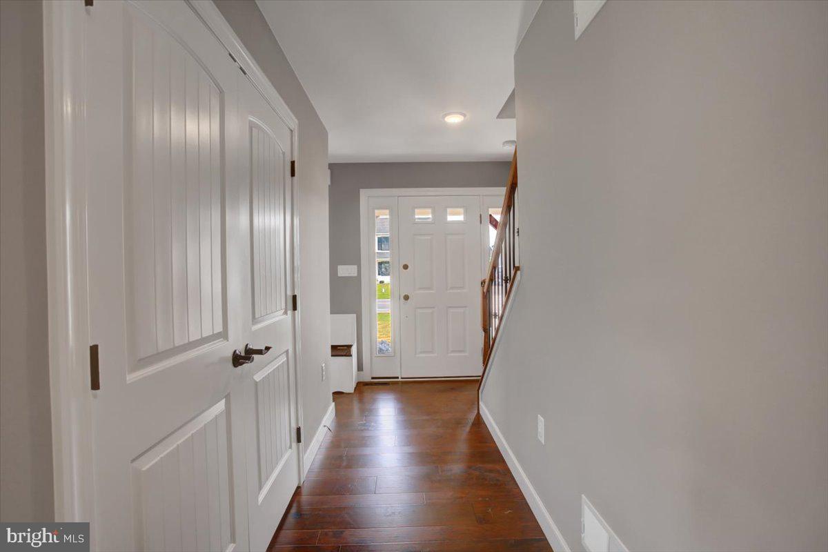 2027 Jelena Road Shippensburg, PA 17257 - Photo 7 of 47