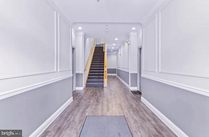 90 Kyle Way Ewing, NJ 08628 - Photo 2 of 11 Entry Foyer