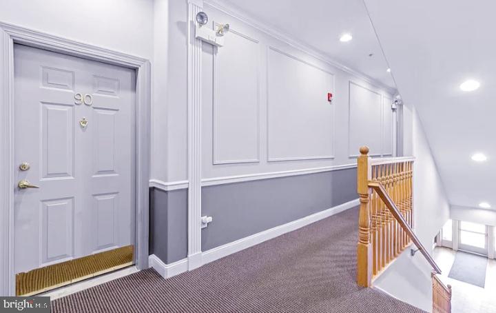 90 Kyle Way Ewing, NJ 08628 - Photo 3 of 11 Unit