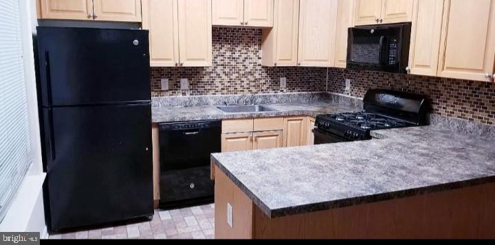 90 Kyle Way Ewing, NJ 08628 - Photo 4 of 11 Kitchen 1
