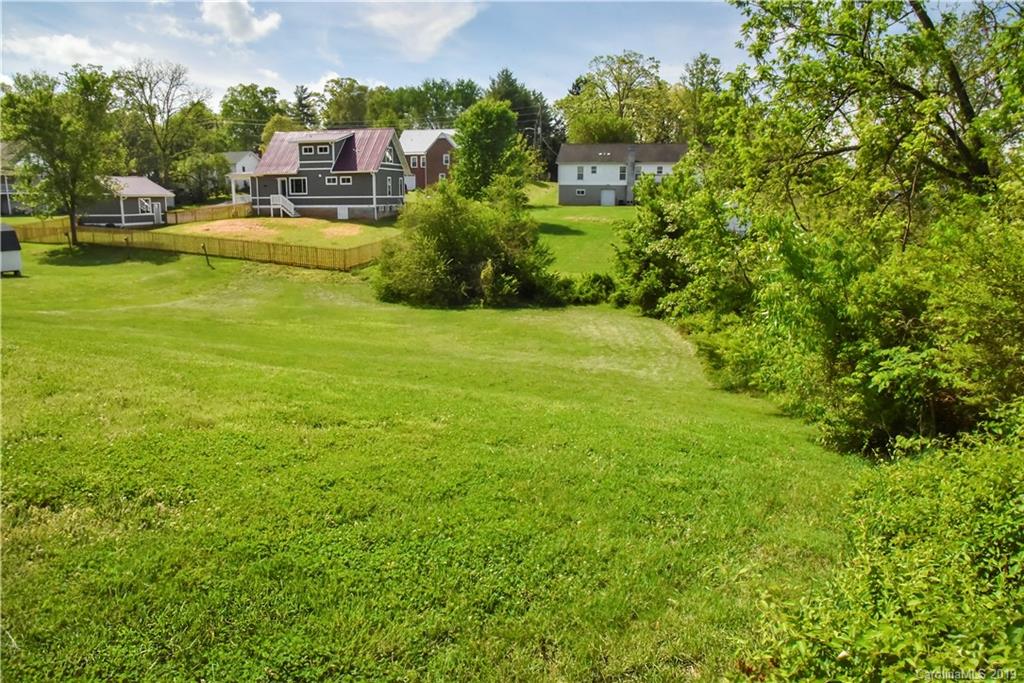26 Alexander Road Weaverville, NC 28787 - Photo 14 of 37 Gallery Image 14