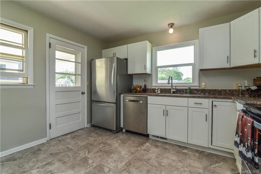 26 Alexander Road Weaverville, NC 28787 - Photo 19 of 37 Gallery Image 19