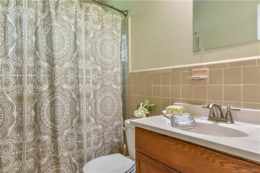 26 Alexander Road Weaverville, NC 28787 - Photo 30 of 37 Gallery Image 30